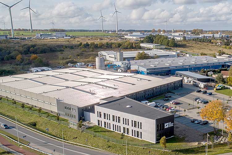 MS beyond WINDOWS factory.